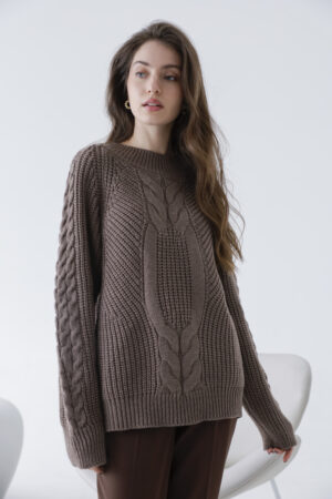 #009 | Sweater | Hilo
