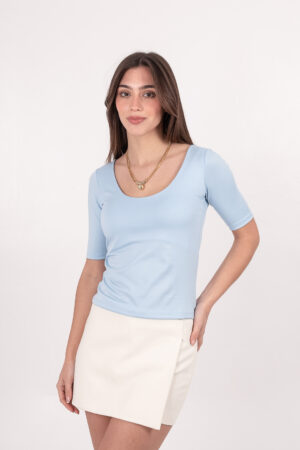 P008 | Remera básica U manga 3/4 | Modal soft