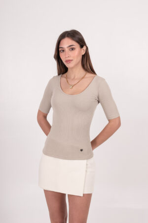 P009| Remera U manga 3/4 con dije | Morley ribb